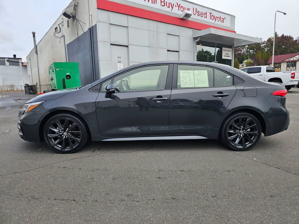 Certified 2024 Toyota Corolla SE FWD image 4