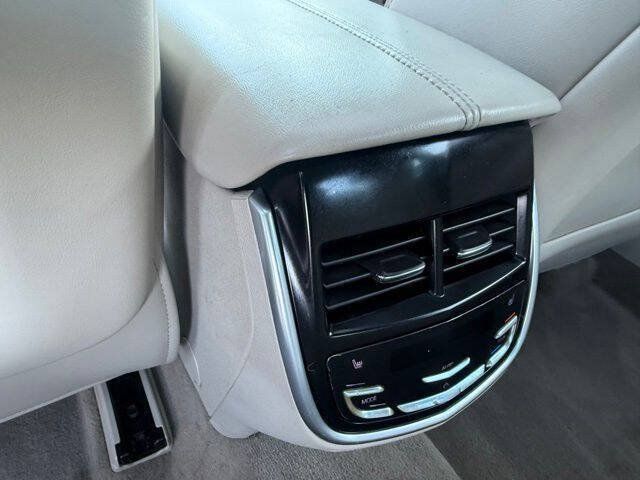 Used 2013 Cadillac XTS Premium AWD/4WD image 19