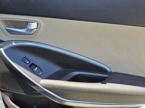 Used 2018 Hyundai Santa Fe Sport FWD image 14