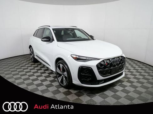 New 2026 Audi SQ5 Premium Plus image 1
