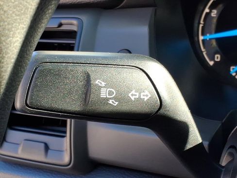 Used 2019 Ford Ranger XL w/ Equipment Group 101A Mid image 24