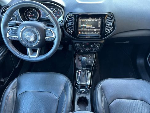 Used 2018 Jeep Compass Limited w/ Navigation Group image 16