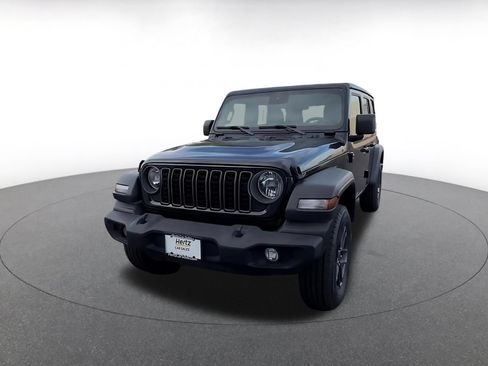 Used 2025 Jeep Wrangler Unlimited Sport AWD/4WD image 4
