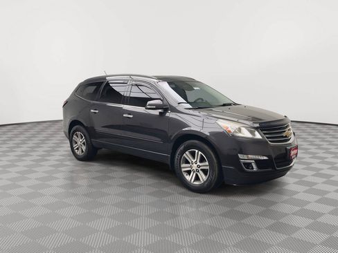 Used 2015 Chevrolet Traverse LT FWD image 34