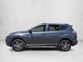 Used 2018 Toyota RAV4 LE FWD video 2