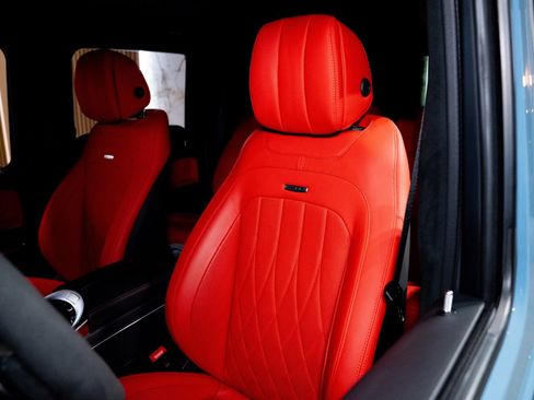 Used 2025 Mercedes-Benz G 63 AMG 4MATIC image 24