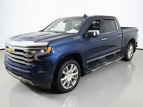 Used 2022 Chevrolet Silverado 1500 High Country w/ High Country Premium Package image 11