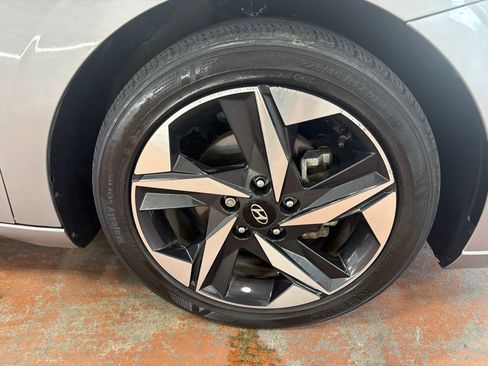 Certified 2023 Hyundai Elantra SEL w/ Convenience Package FWD image 10