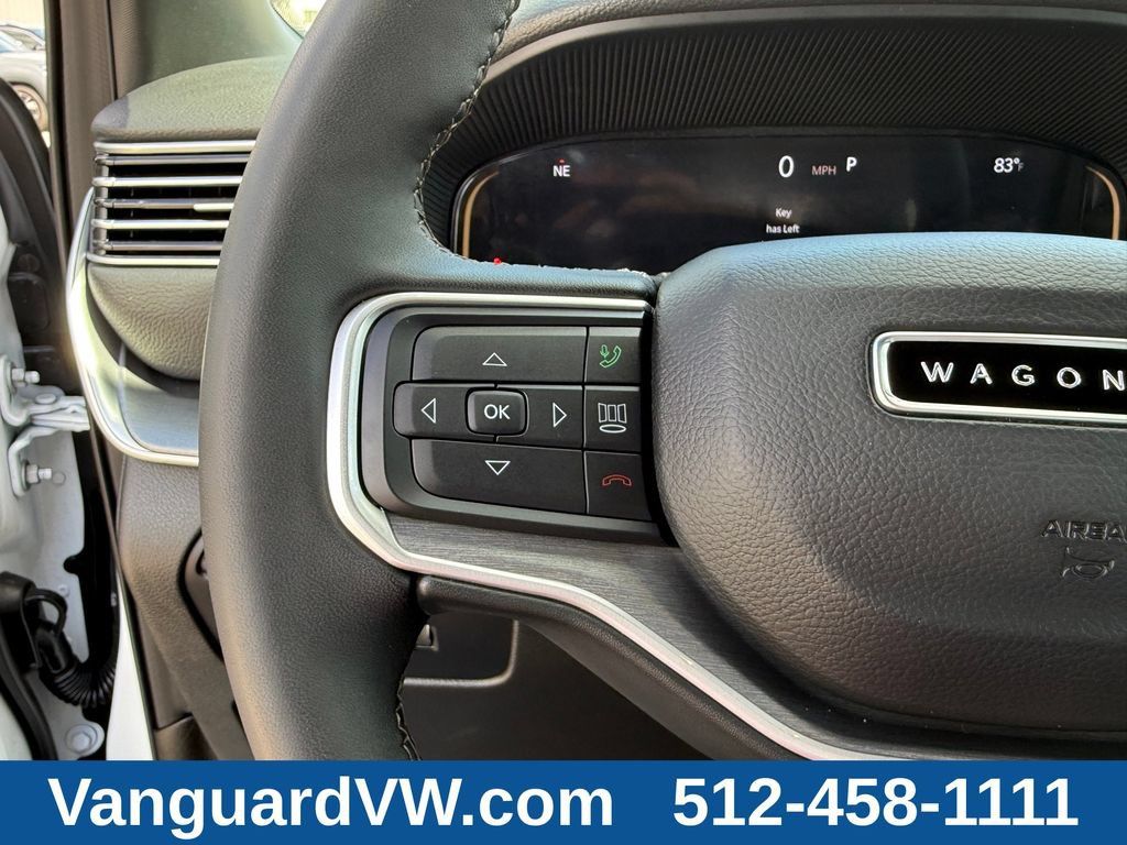 Used 2025 Jeep Wagoneer Series II RWD image 20