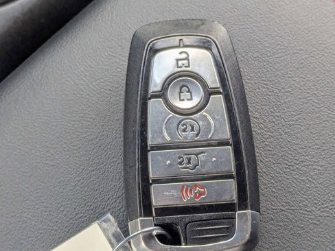 Used 2025 Ford Explorer ST-Line w/ ST-Line Street Pack AWD/4WD image 43