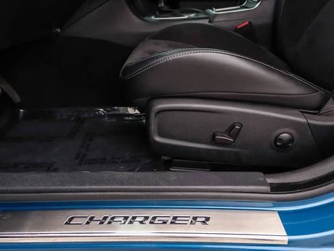 Used 2022 Dodge Charger Scat Pack RWD image 20