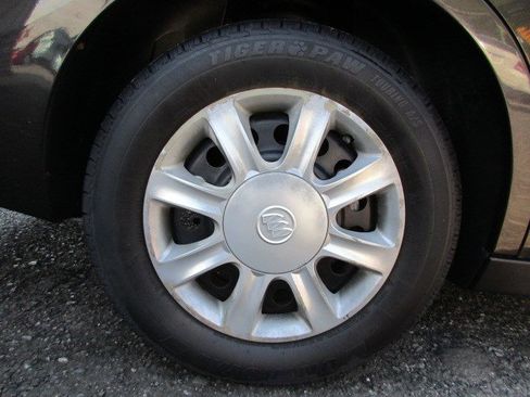 Used 2008 Buick LaCrosse CX FWD image 11