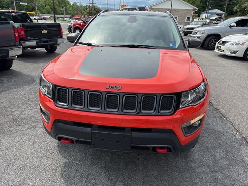 Used 2018 Jeep Compass Trailhawk w/ Navigation Group AWD/4WD image 3