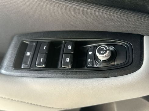Certified 2025 Subaru Outback Premium AWD/4WD image 17