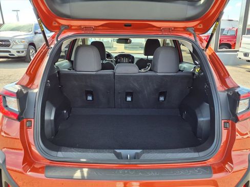 Used 2024 Subaru Crosstrek 2.0i image 18