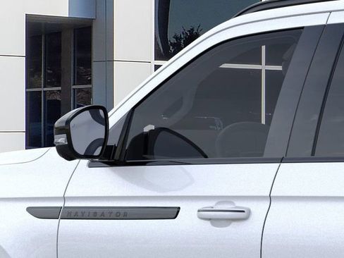 New 2025 Lincoln Navigator Reserve w/ Jet Appearance Package image 20