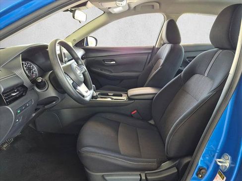 Used 2024 Nissan Sentra SV FWD image 15