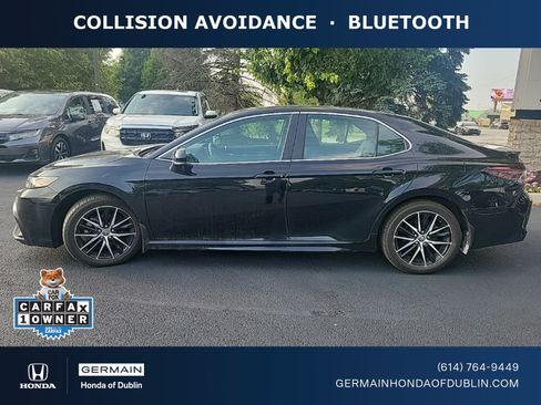 Used 2023 Toyota Camry SE w/ Convenience Package FWD image 1