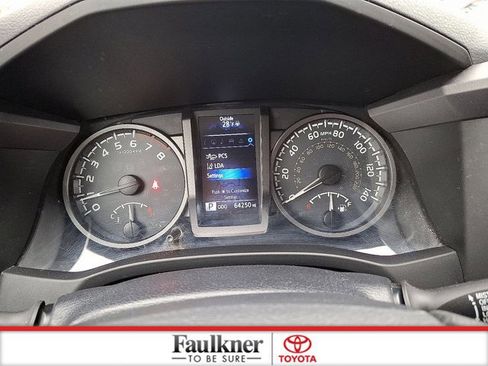 Certified 2019 Toyota Tacoma TRD Off-Road image 19