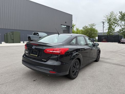 Used 2016 Ford Focus S FWD image 3