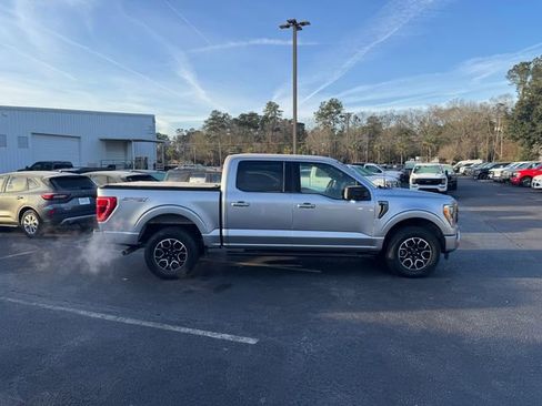 Used 2022 Ford F150 XLT w/ Equipment Group 302A High image 9