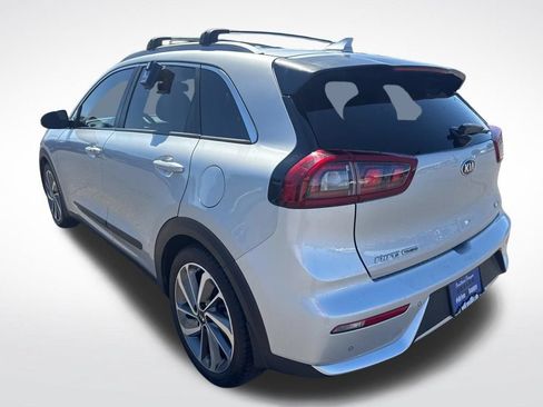 Used 2019 Kia Niro Touring w/ Paint Protection Film Package FWD image 5