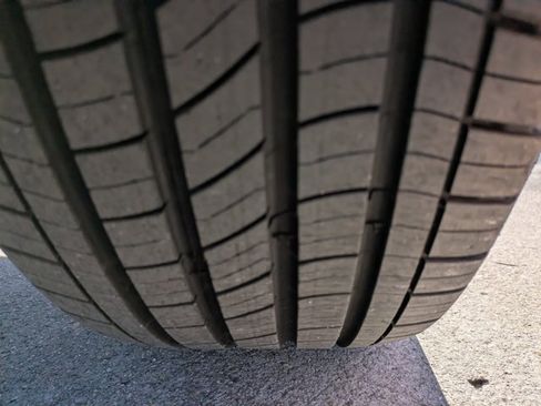 Used 2022 Nissan Frontier SV image 11