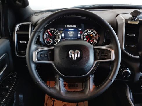 Used 2023 RAM 2500 Big Horn w/ Safety Group AWD/4WD image 25