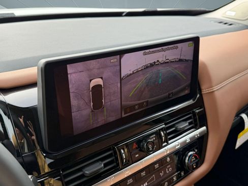 New 2026 Nissan Pathfinder Platinum AWD/4WD image 28