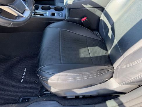 Used 2019 Subaru Outback 2.5i Limited image 25