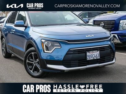 Certified 2025 Kia Niro EX