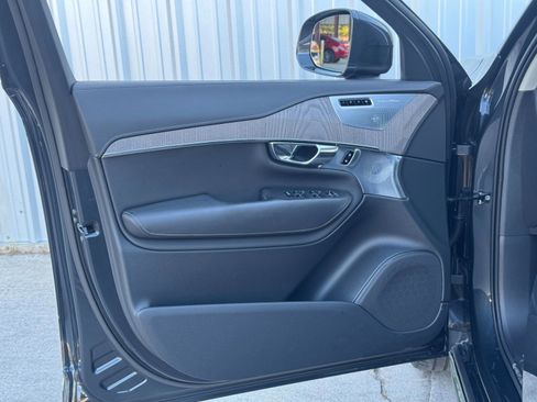 Used 2021 Volvo XC90 T8 Inscription w/ Advanced Package image 43