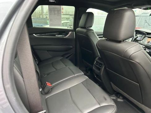 Used 2021 Cadillac XT5 Premium Luxury w/ LPO, Floor Liner Package image 23