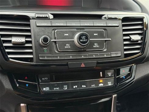 Used 2017 Honda Accord Sport Special Edition image 22