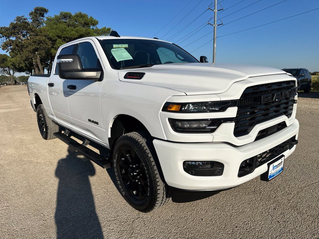 Used 2025 RAM 2500 Lone Star AWD/4WD image 2