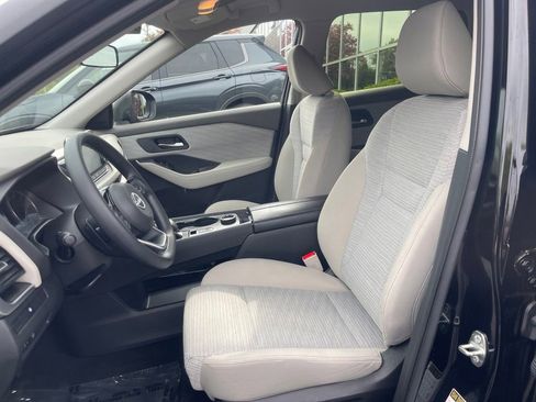 Certified 2023 Nissan Rogue SV AWD/4WD image 17