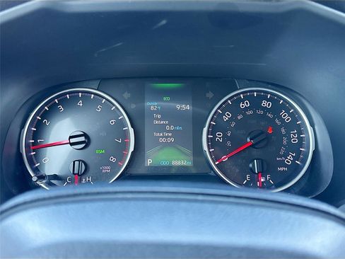 Used 2019 Toyota RAV4 XLE image 14