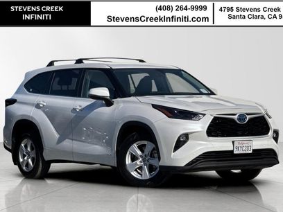 Used 2024 Toyota Highlander LE
