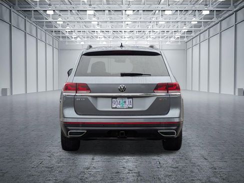 Used 2021 Volkswagen Atlas SE image 4