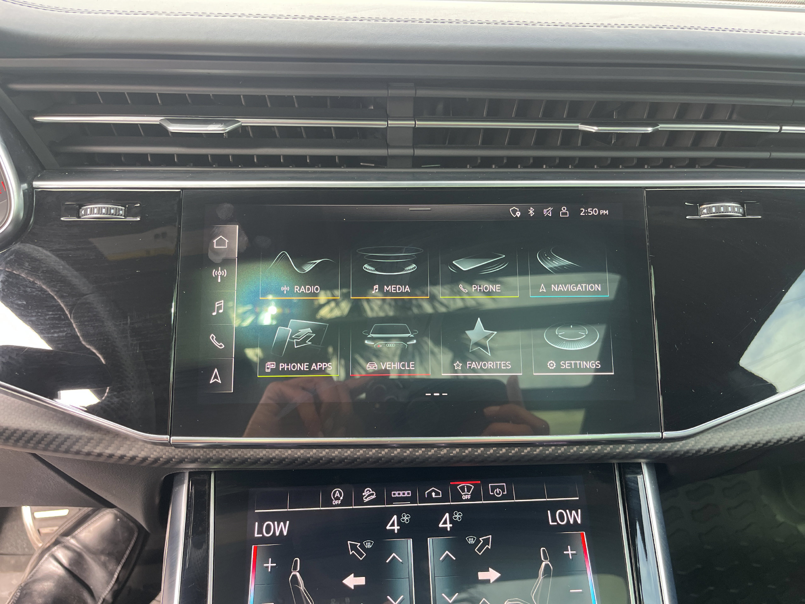 Used 2022 Audi RS Q8 AWD/4WD image 22
