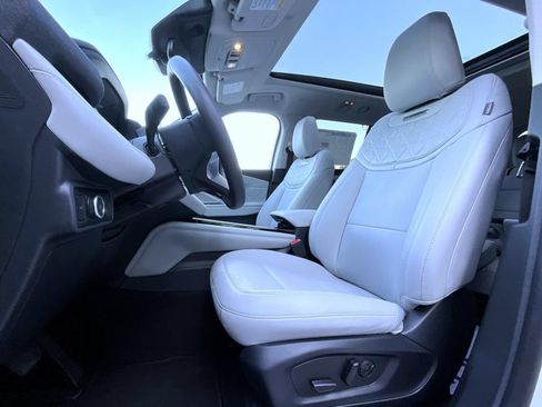 New 2026 Ford Explorer Platinum w/ LUX Leather Package AWD/4WD image 11