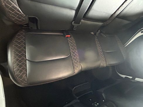 Used 2023 Jeep Wrangler Altitude image 41