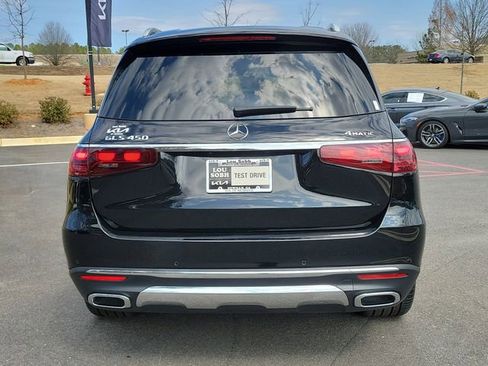 Used 2024 Mercedes-Benz GLS 450 4MATIC image 5