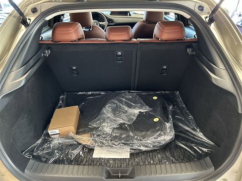 New 2025 MAZDA CX-30 Carbon image 17