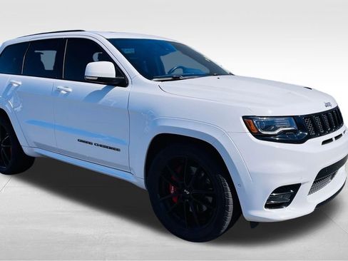 Used 2017 Jeep Grand Cherokee SRT AWD/4WD image 8