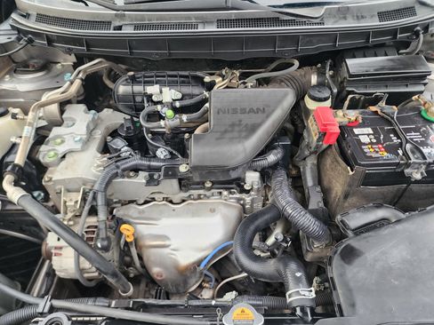 Used 2014 Nissan Rogue S FWD image 37