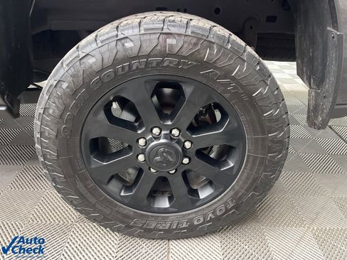 Used 2024 RAM 2500 Laramie w/ Night Edition image 29