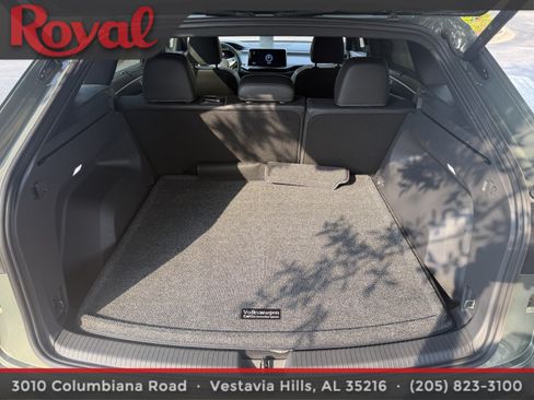 Certified 2026 Volkswagen Atlas Cross Sport SE w/ Panoramic Sunroof Package FWD image 11