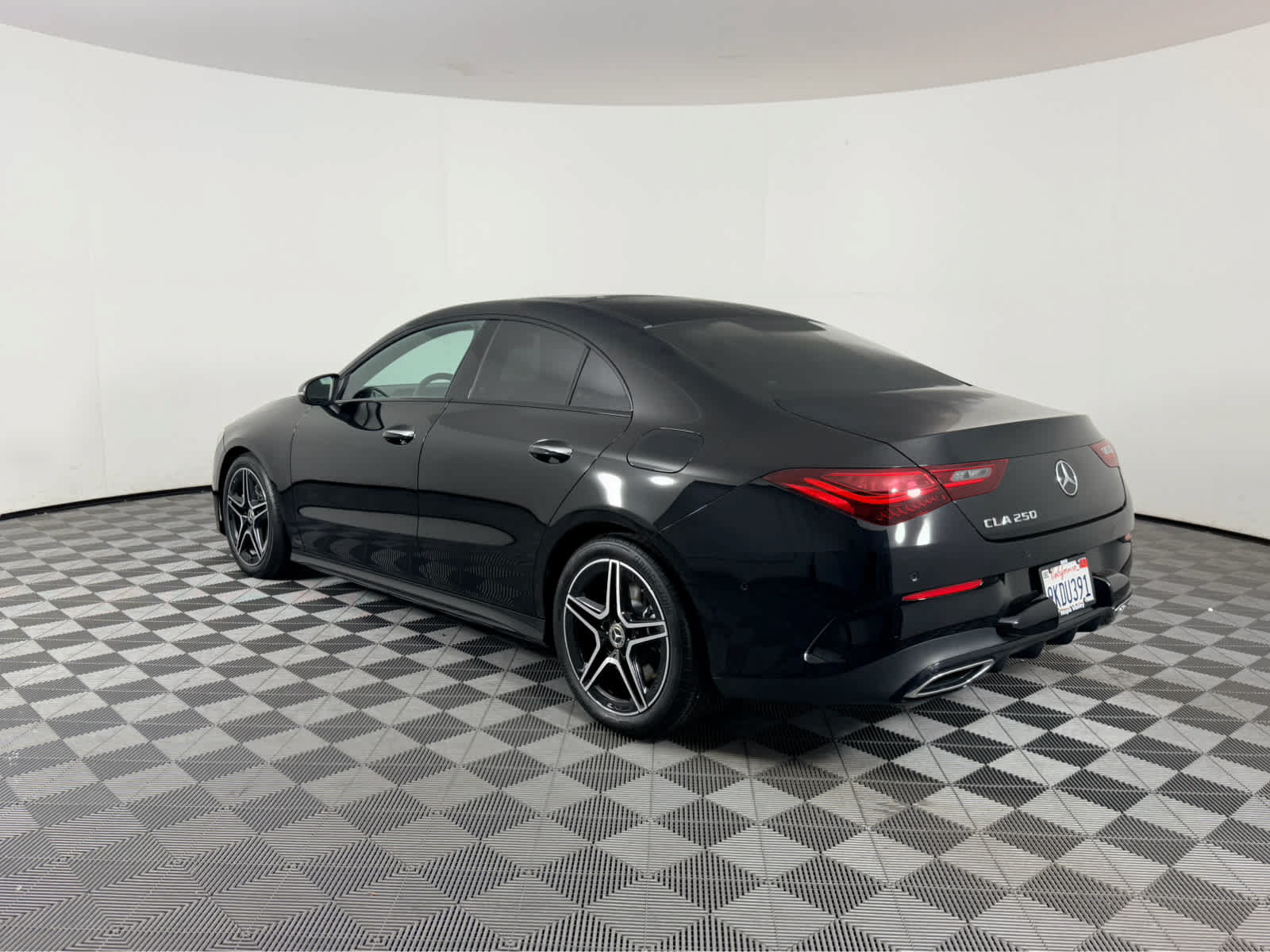 Used 2024 Mercedes-Benz CLA 250 image 5