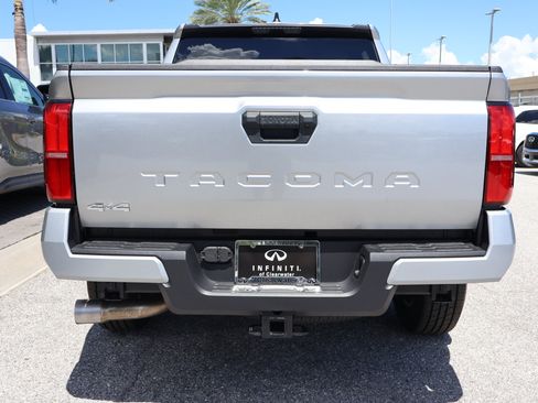 Used 2026 Toyota Tacoma SR5 AWD/4WD image 7